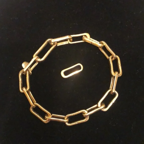 Monica Vinader Alta Capture Charm Bracelet - Picture 4 of 7